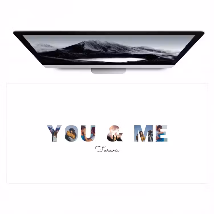 Gepersonaliseerde bureau onderlegger - You & Me - Lettercollage — 1