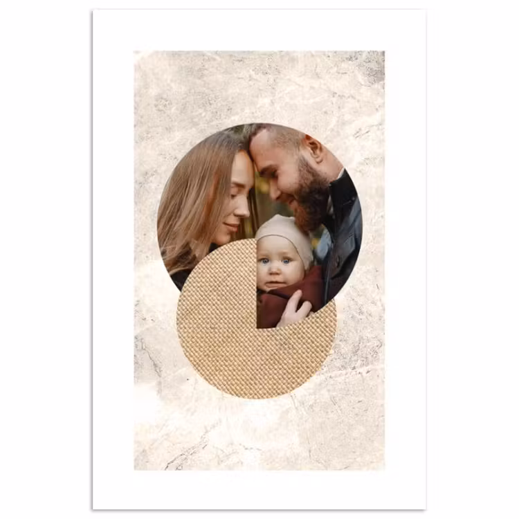 Gepersonaliseerde poster - Ronde fotocollage met beige textuur en marmeren achtergrond — 1