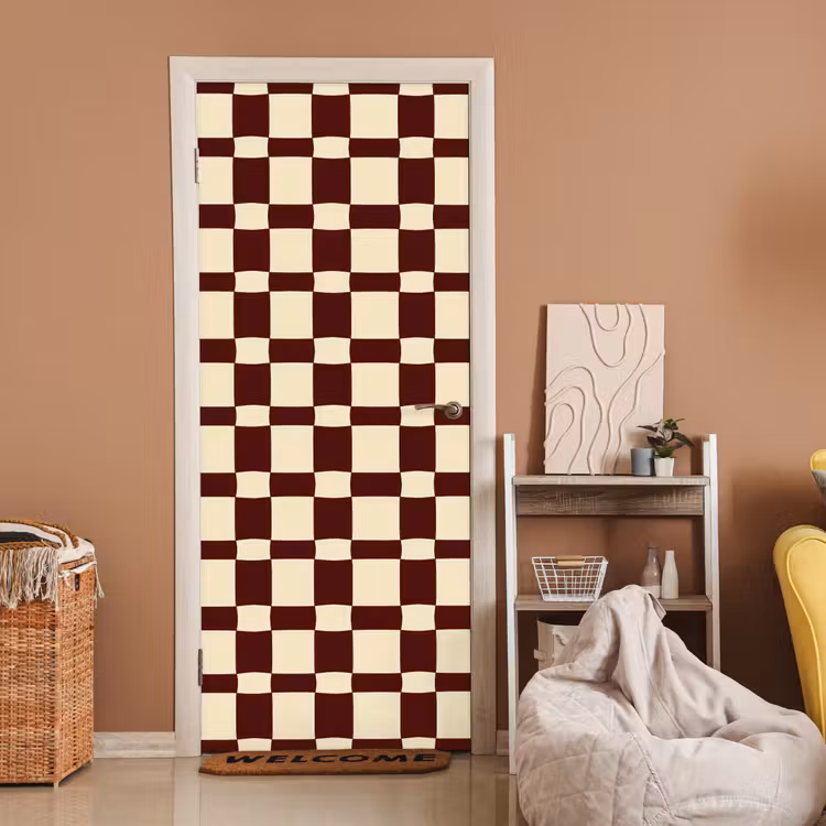 Deursticker - Golvend Dambord Patroon Bordeaux Crème — 2