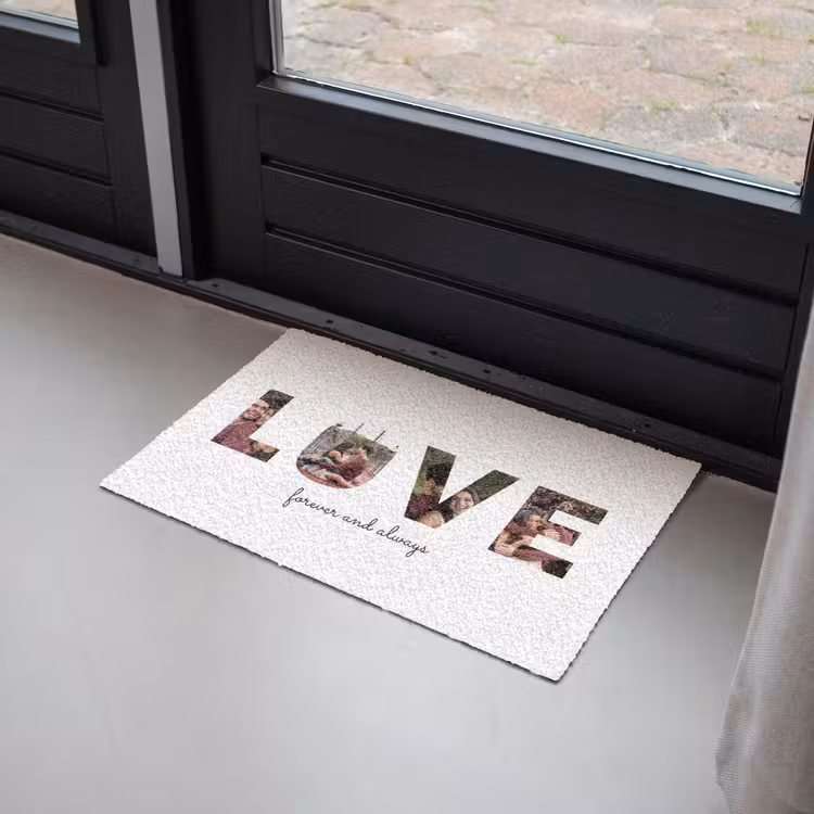 Gepersonaliseerde deurmat - Love - Lettercollage — 2