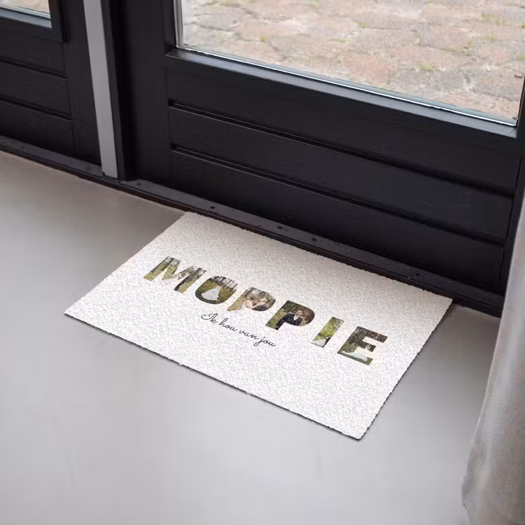 Gepersonaliseerde deurmat - Moppie - Lettercollage — 2