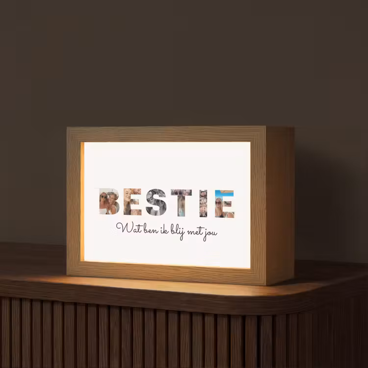 Gepersonaliseerde tafellamp - Bestie - Lettercollage — 1