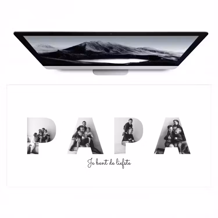 Gepersonaliseerde bureau onderlegger - Papa - Lettercollage — 1