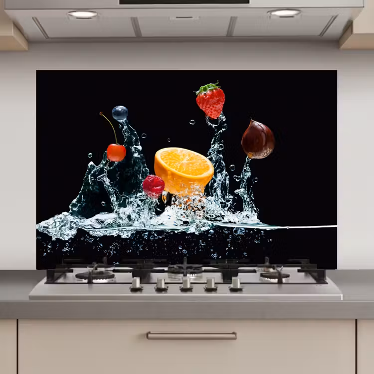Spatscherm keuken - Water - Fruit - Sinaasappel - Aardbei - Kers - Zwart — 1