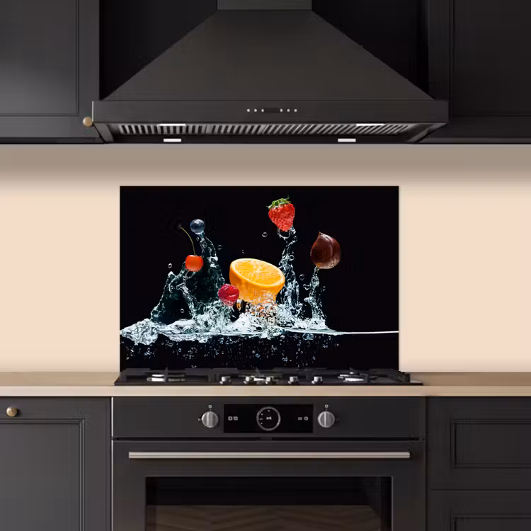 Spatscherm keuken - Water - Fruit - Sinaasappel - Aardbei - Kers - Zwart — 2