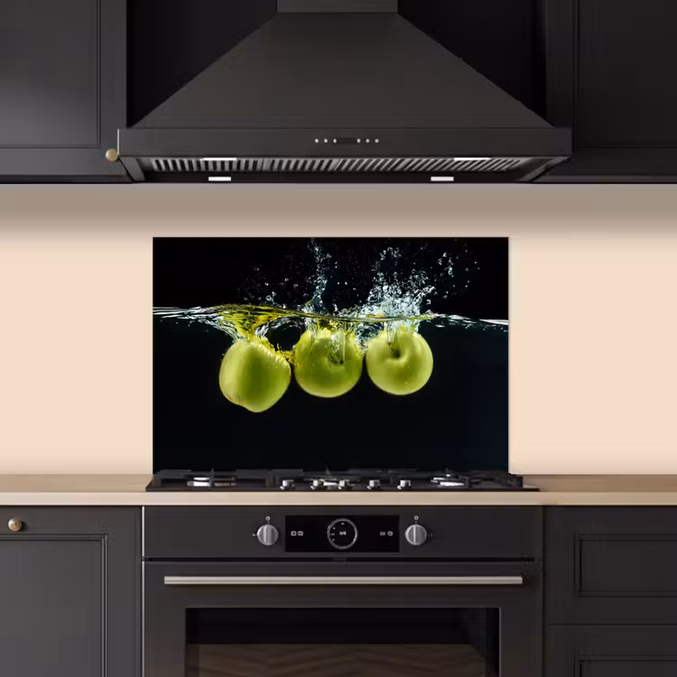 Spatscherm keuken - Appels - Fruit - Water - Zwart - Groen — 2