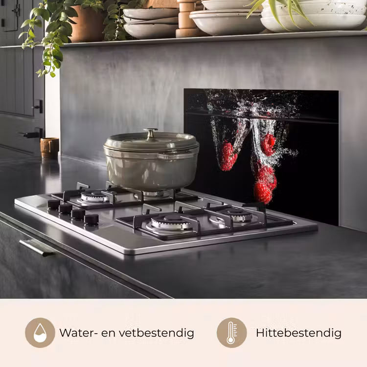 Spatscherm keuken - Frambozen - Fruit - Stilleven - Water - Zwart - Rood — 7
