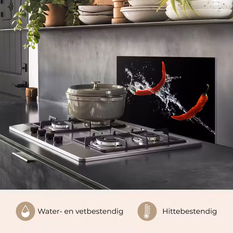 Spatscherm keuken - Chilipeper - Stilleven - Water - Zwart - Rood — 7
