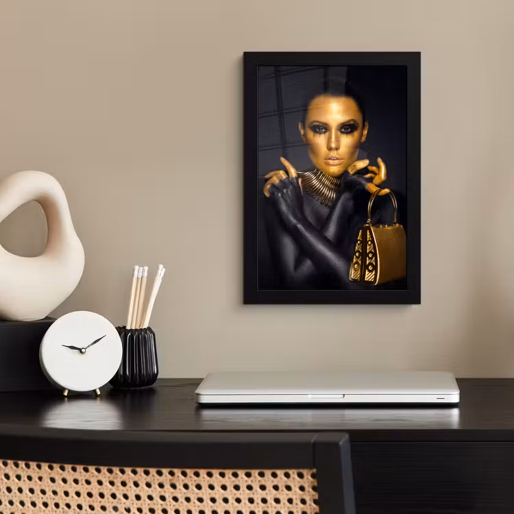 Poster met lijst - Make up - Tas - Goud - Luxe - Vrouw — 2
