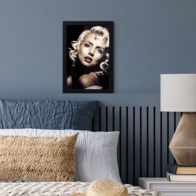 Poster met lijst - Vrouw - Vintage - Lippenstift - Blond - Krullen — 3