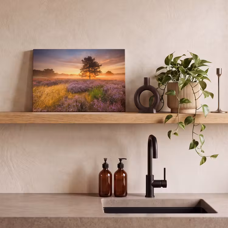 Canvas schilderij - Heidelandschap met een boom — 4