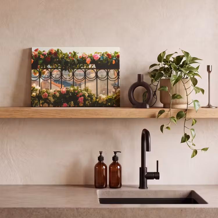 Canvas schilderij - Bloemen - Hek - Stadszicht - Zomer — 4