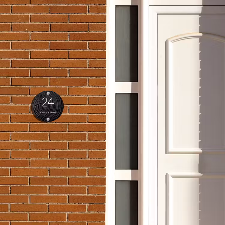 Naambordje voordeur - Rond - Zwarte houten nerf - Klassiek — 3