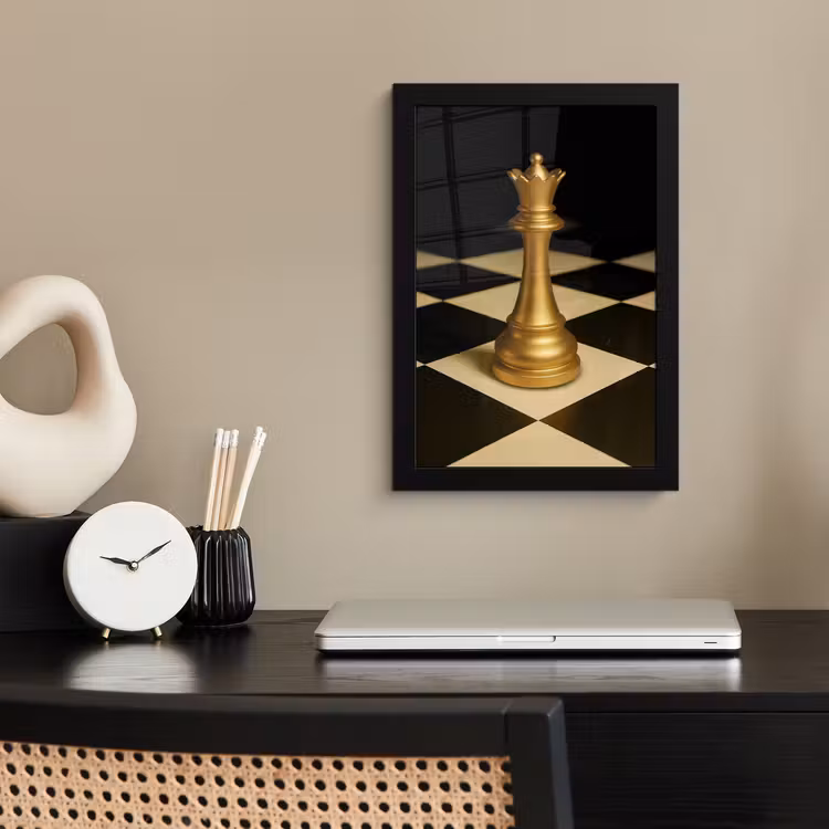 Poster met lijst - Koningin - Schaakstuk - Geblokt - Goud — 2