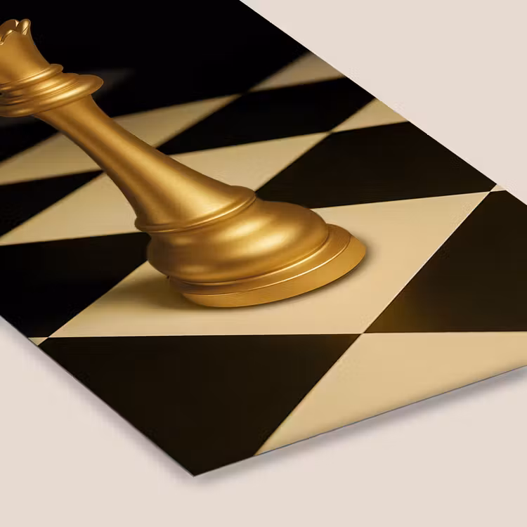 Poster met lijst - Koningin - Schaakstuk - Geblokt - Goud — 7