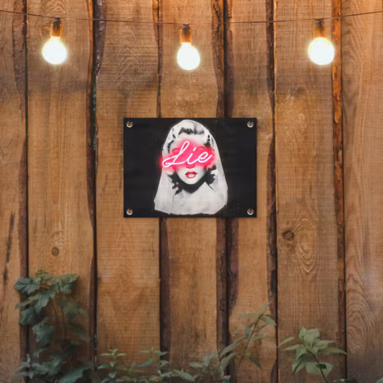 Tuinposter - Neon - Letters - Vintage - Vrouw — 2