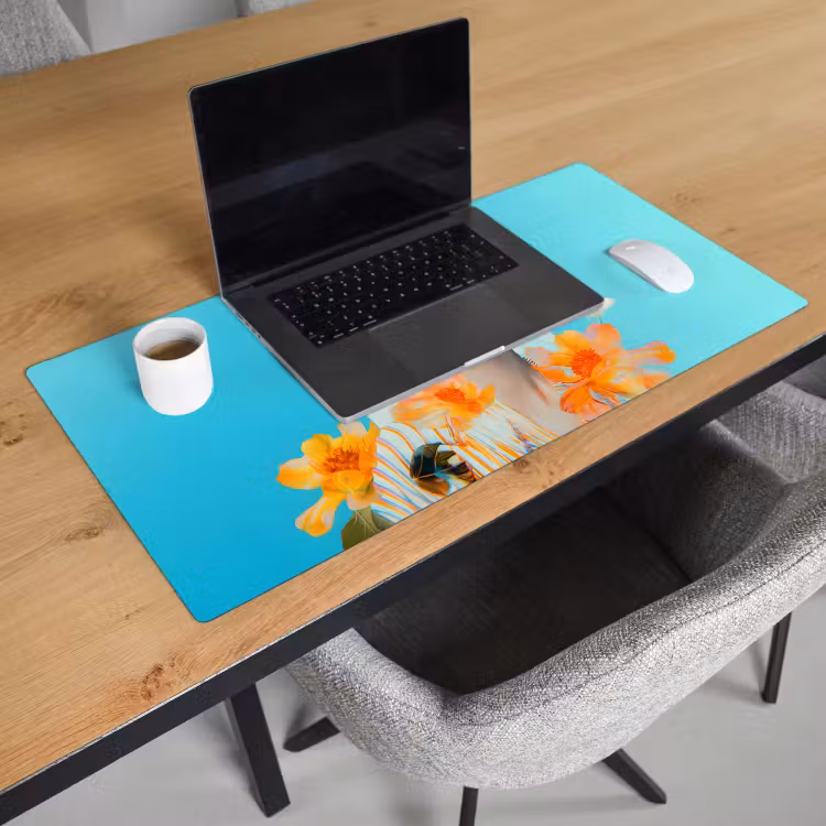 Bureau onderlegger - Bloemen - Vrouw - Zonnebril - Blauw — 2