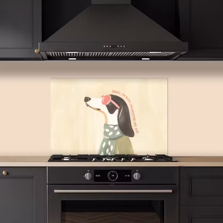 Spatscherm keuken - Quote - Hond - Zonnebril — 2