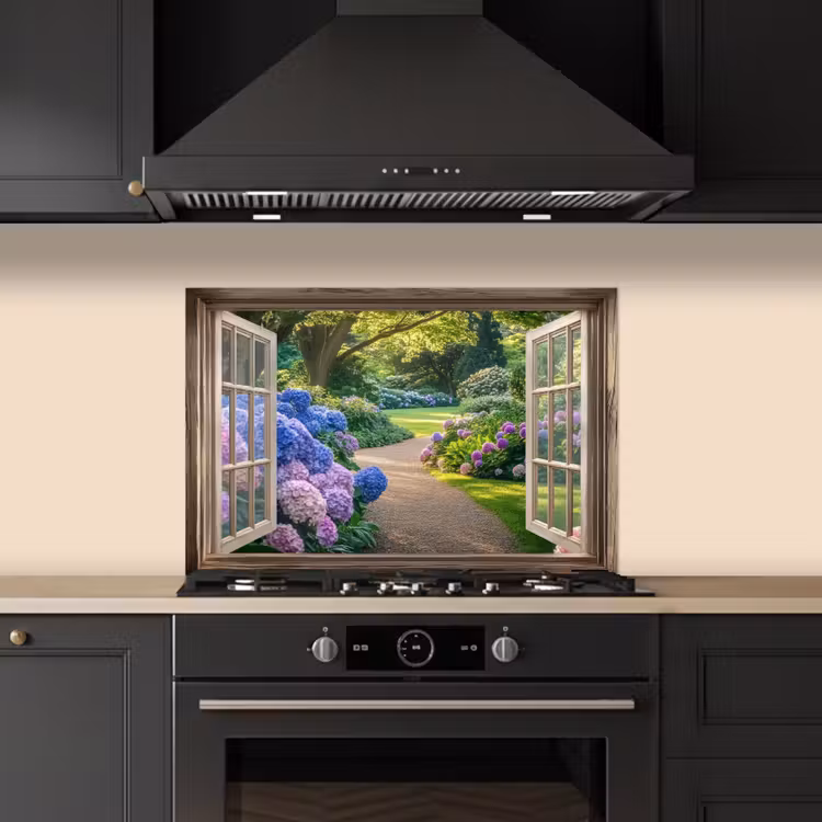 Spatscherm keuken - Doorkijk - Tuin - Raam - Hortensia - Bloemen — 2