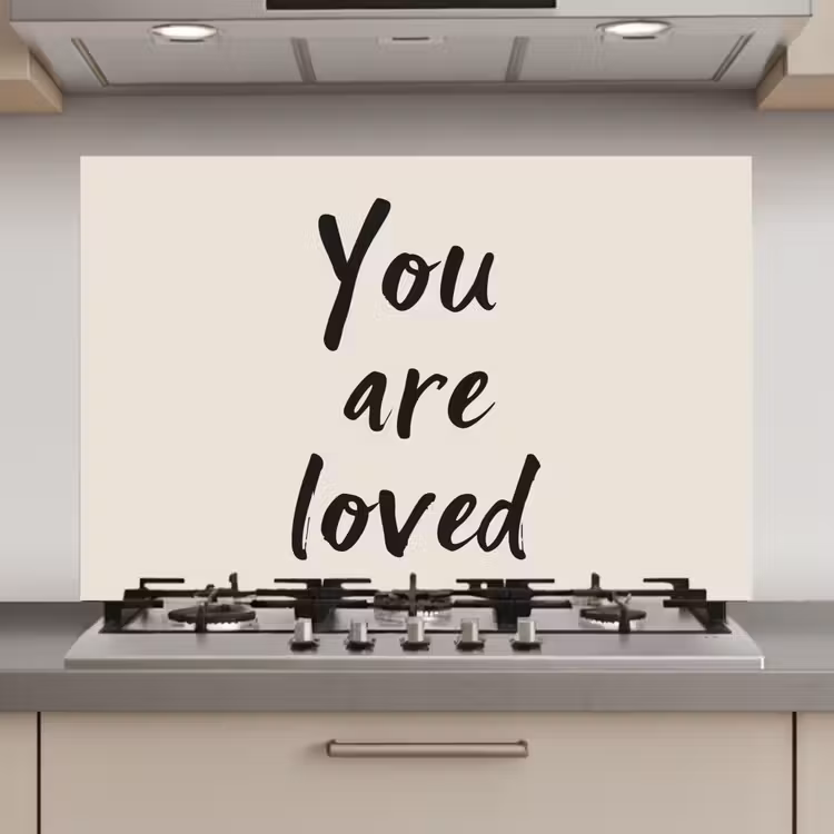 Spatscherm keuken - Minimalistisch - Beige - Love — 1