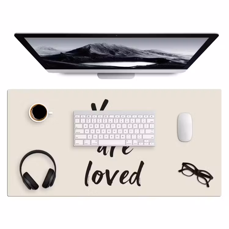 Bureau onderlegger - Minimalistisch - Beige - Love — 3