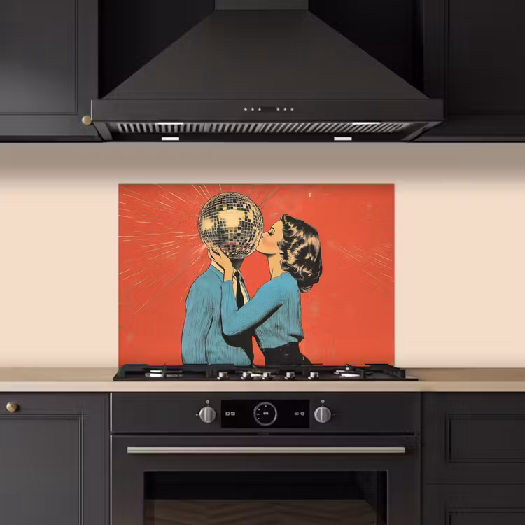 Spatscherm keuken - Vrouw - Retro - Discobal - Kus — 2