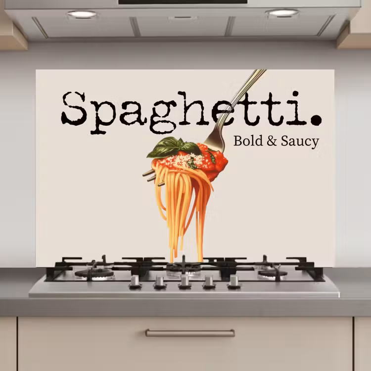 Spatscherm keuken - Spaghetti - tomatensaus - Parmezaanse kaas — 1