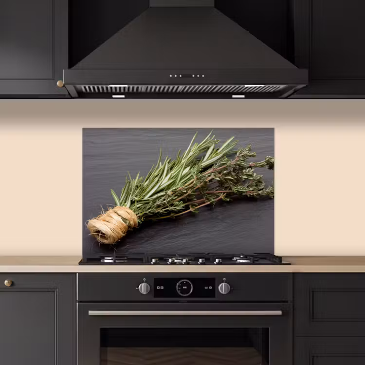 Spatscherm keuken - Kruidentuil Elegantie — 2