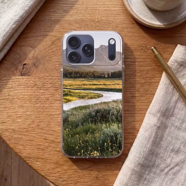 Telefoonhoesje Softcase - Berglandschap - Rivier - Bos — 2