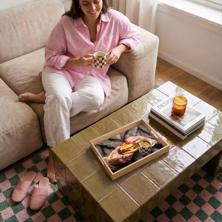 Dienblad - Vrouw - Hamburger - Bontjas — 6