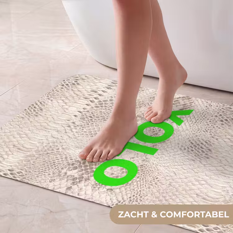 Badmat - YOLO - Groen - Neon - Slangenprnt — 5