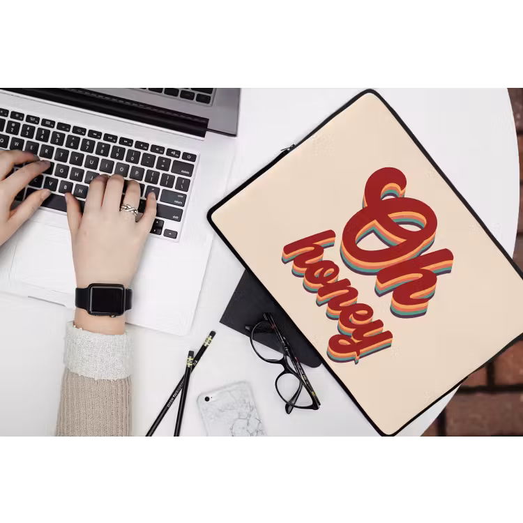 Laptophoes - Oh honey - Rood - Schaduw — 3
