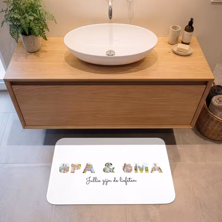 Gepersonaliseerde badmat - Opa & Oma - Lettercollage — 2