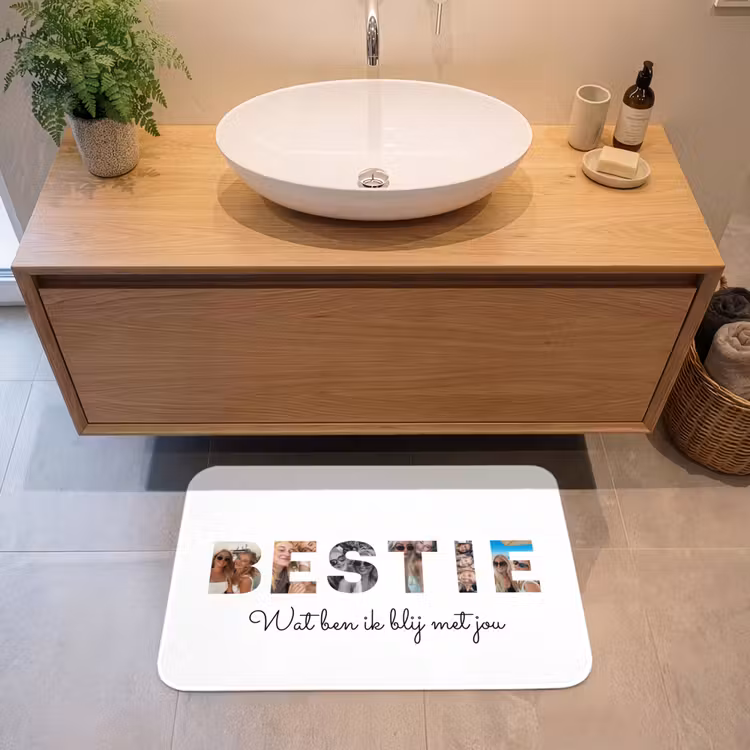 Gepersonaliseerde badmat - Bestie - Lettercollage — 2