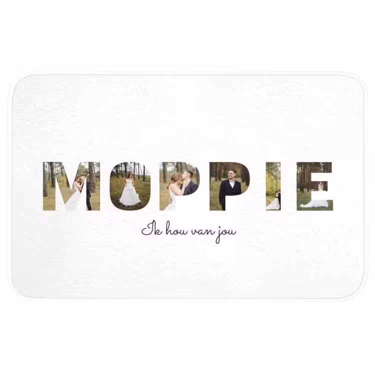 Gepersonaliseerde badmat - Moppie - Lettercollage — 1