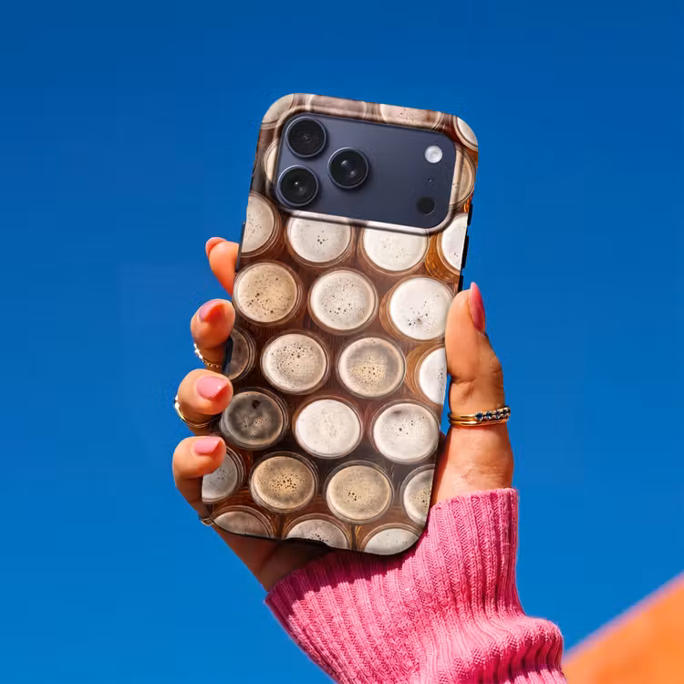 Telefoonhoesje Toughcase - Eten - Glazen - Drank - Patroon - Bruin — 2