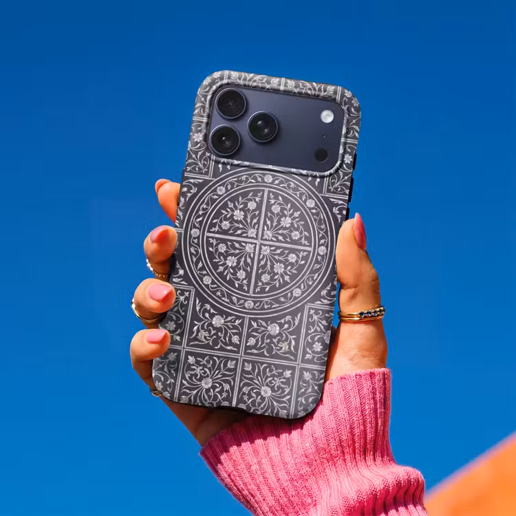 Telefoonhoesje Toughcase - Patroon - Bloemmotief - Decoratie - Klassiek - Zwart — 2