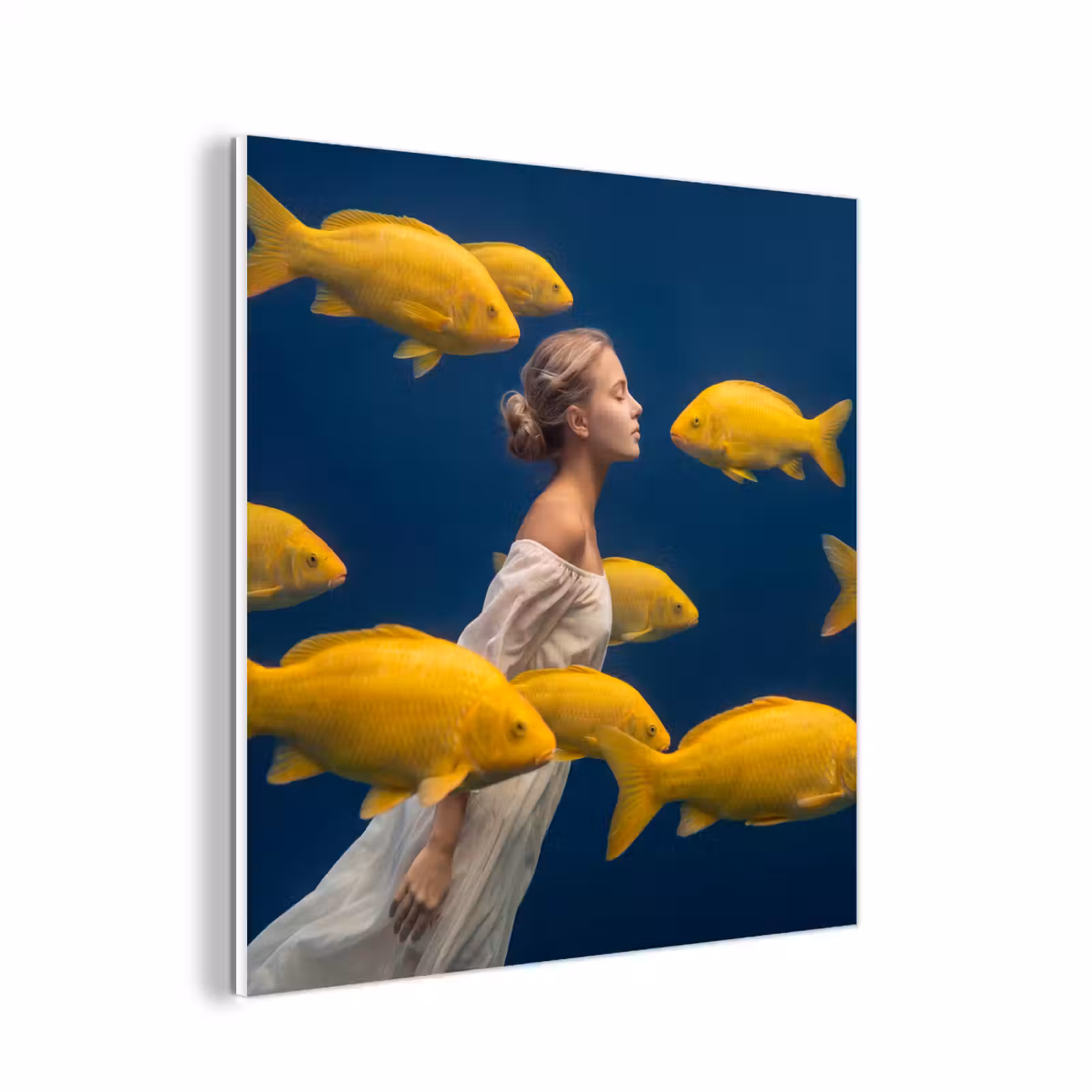 Forex - Vrouw - Vis - Water - Natuur - Geel — 1