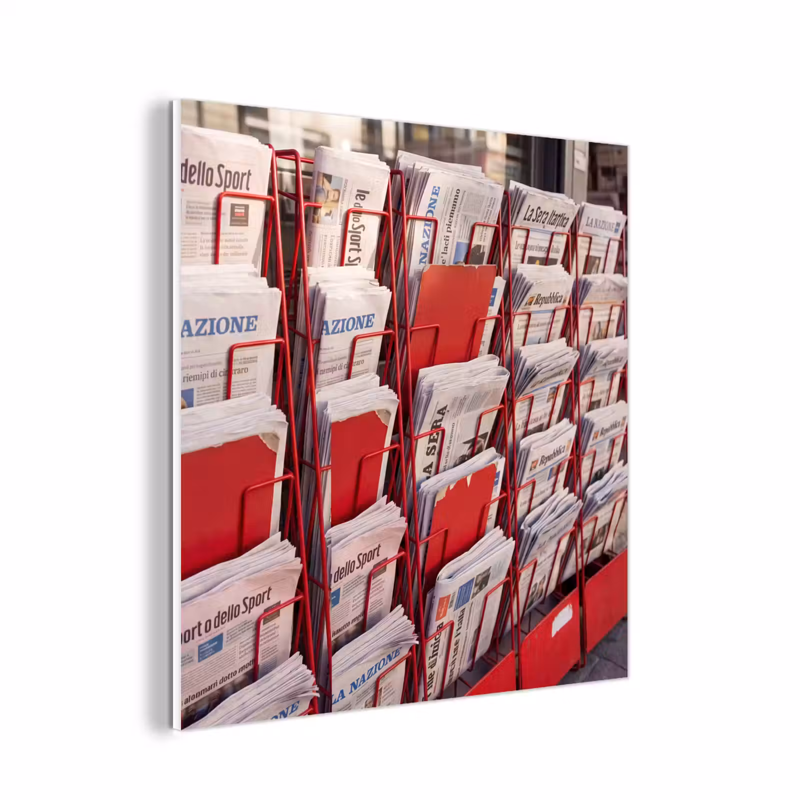 Forex - Kranten - Rek - Stedelijk - Dagelijks leven - Rood — 1
