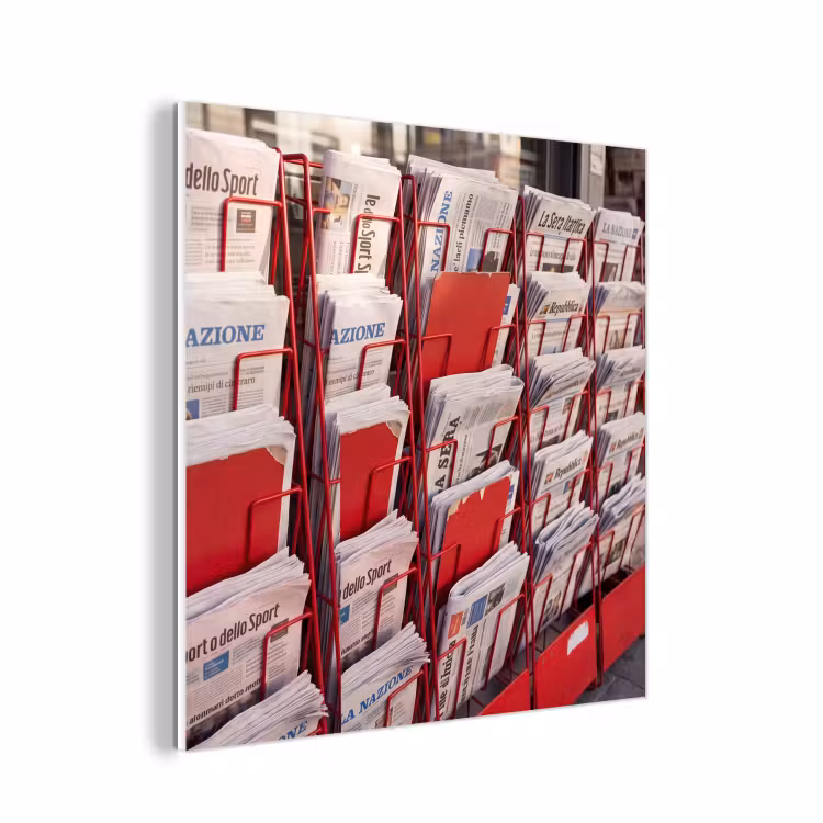 Forex - Kranten - Rek - Stedelijk - Dagelijks leven - Rood — 1