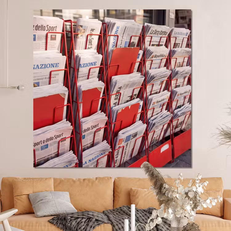 Forex - Kranten - Rek - Stedelijk - Dagelijks leven - Rood — 4