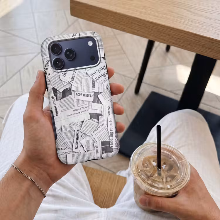 Telefoonhoesje Toughcase - Krant - Versnipperd - Textuur - Zwart-wit - Abstract — 4