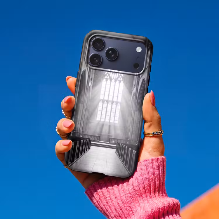 Telefoonhoesje Toughcase - Kerk - Interieur - Lichtstralen - Architectuur - Klassiek — 2