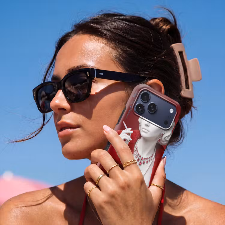 Telefoonhoesje Toughcase - Vrouw - Bontjas - Mode - Klassiek - Rood — 6