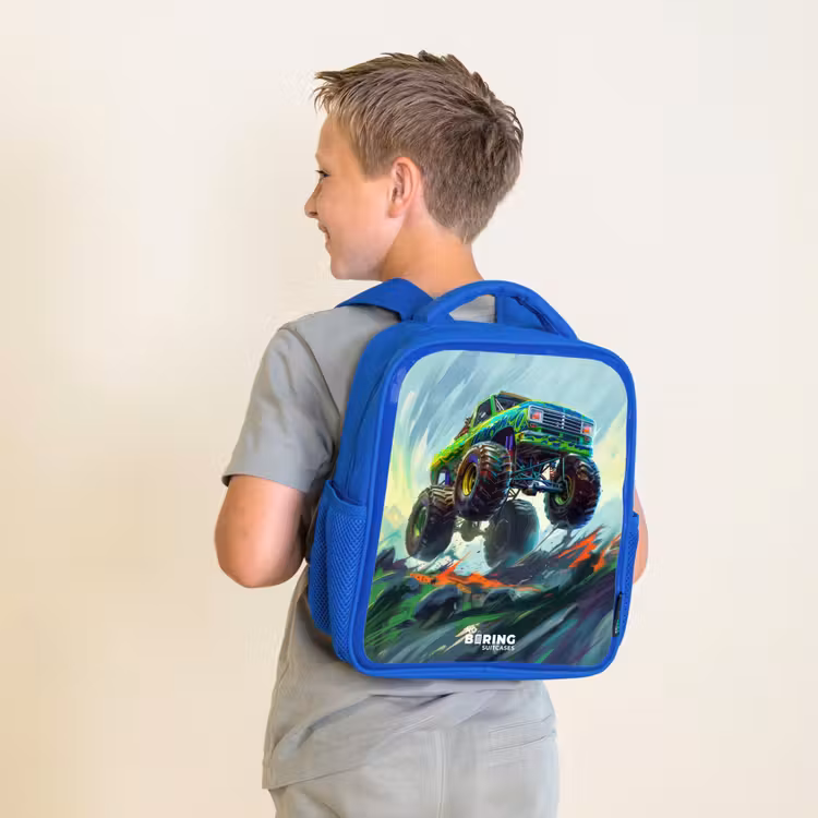 Kinderrugzak - Blauw - Groene Monstertruck met Penseelstreken — 3