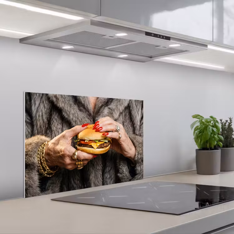 Spatscherm keuken - Vrouw - Hamburger - Bontjas — 5