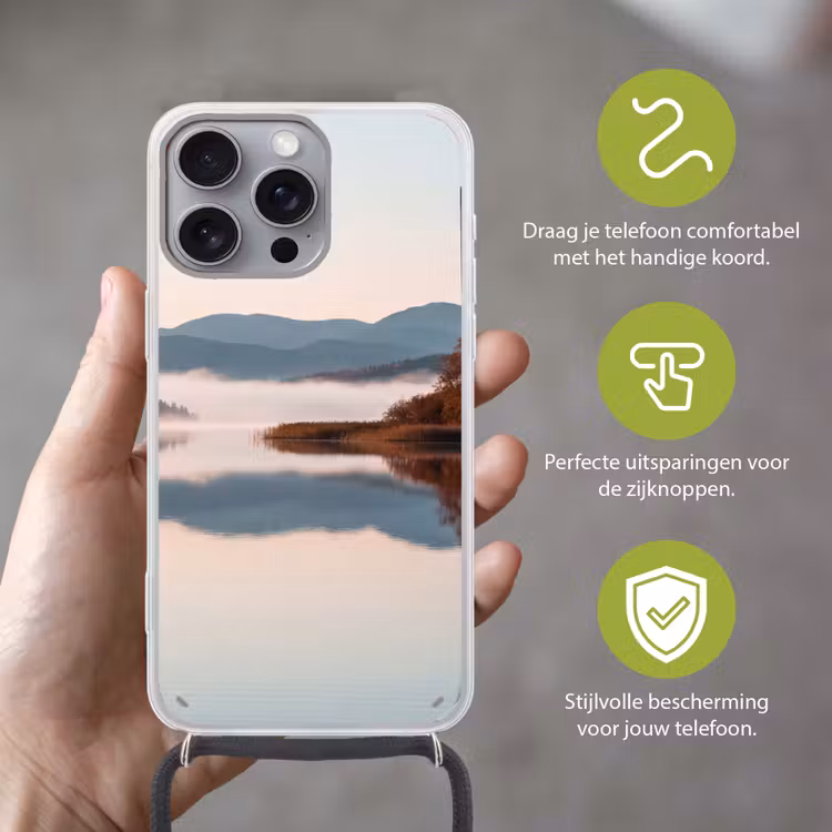 Telefoonhoesje met koord - Water - Bomen - Mistlaag — 4