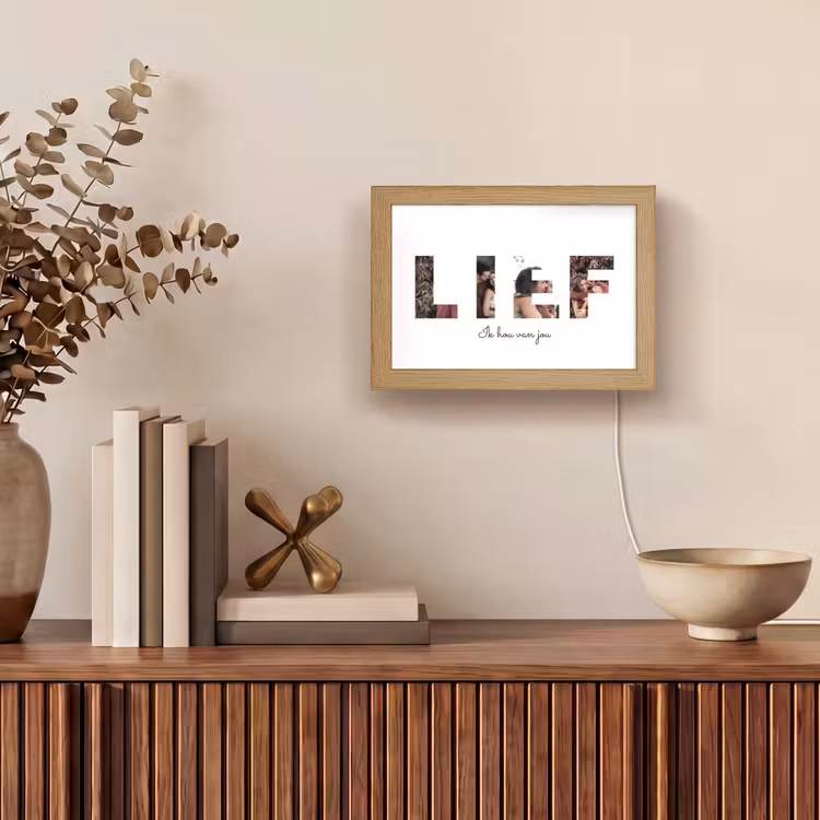 Gepersonaliseerde Lightbox - Lief - Lettercollage — 4