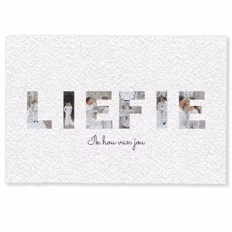Gepersonaliseerde deurmat - Liefie - Lettercollage — 1
