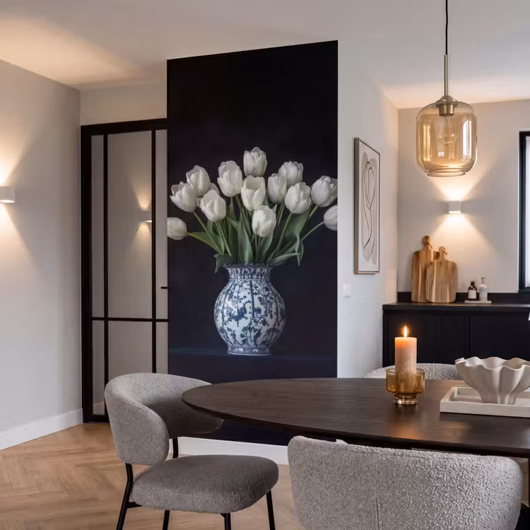 Behang - Wit - Bloemen - Tulpen - Vaas — 5